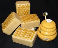 IMG_3185HoneyBeeswaxSoapII640.JPG